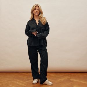 Djerf Avenue On The Go Set in Ash